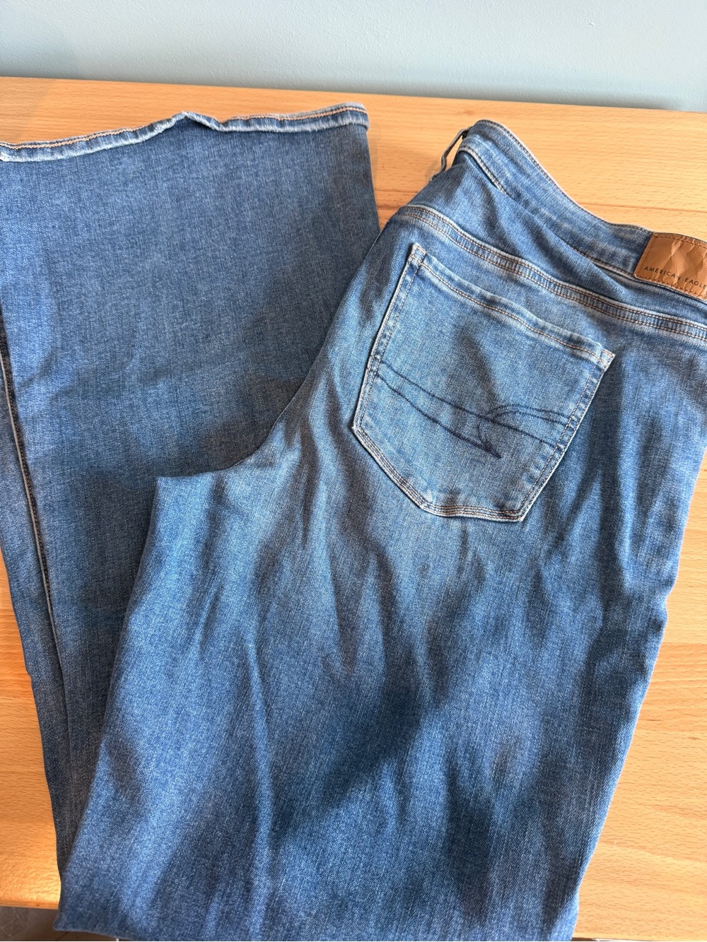 American Eagle Outfitters Women’s Favorite Boyfriend Blue Denim Jeans